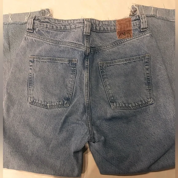 Zara Light Blue Straight-Leg Jeans - Picture 3 of 4